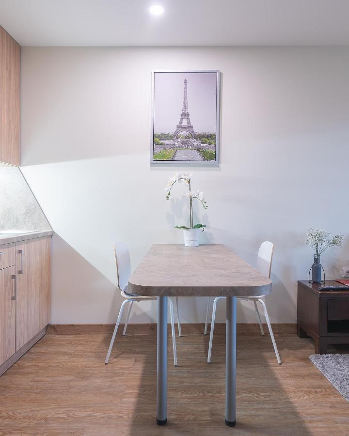 Gyneju Self Check-In Apartments Wilno Zewnętrze zdjęcie
