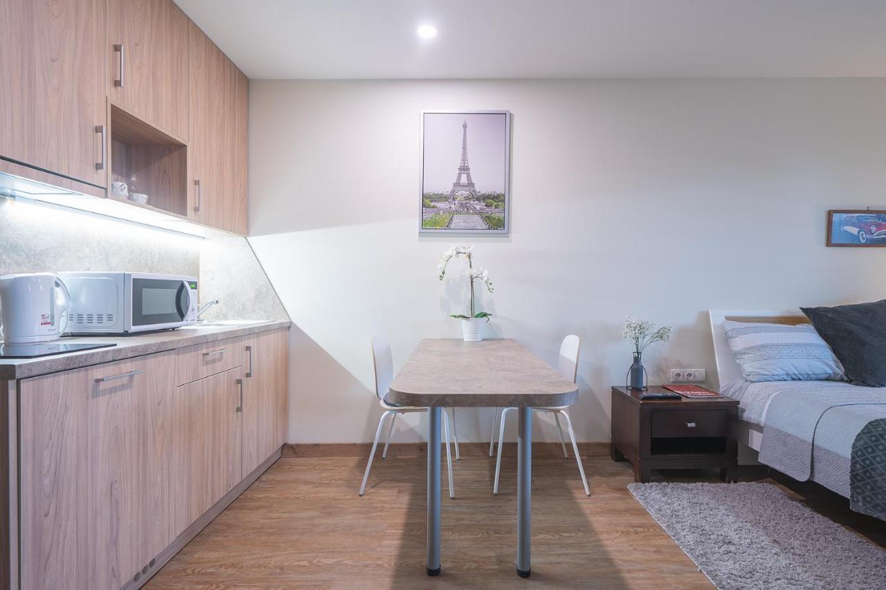 Gyneju Self Check-In Apartments Wilno Zewnętrze zdjęcie